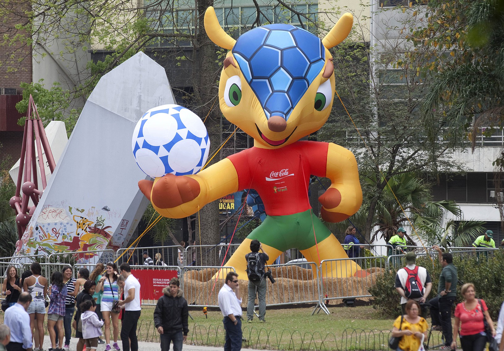 Maskot MS 2014 -