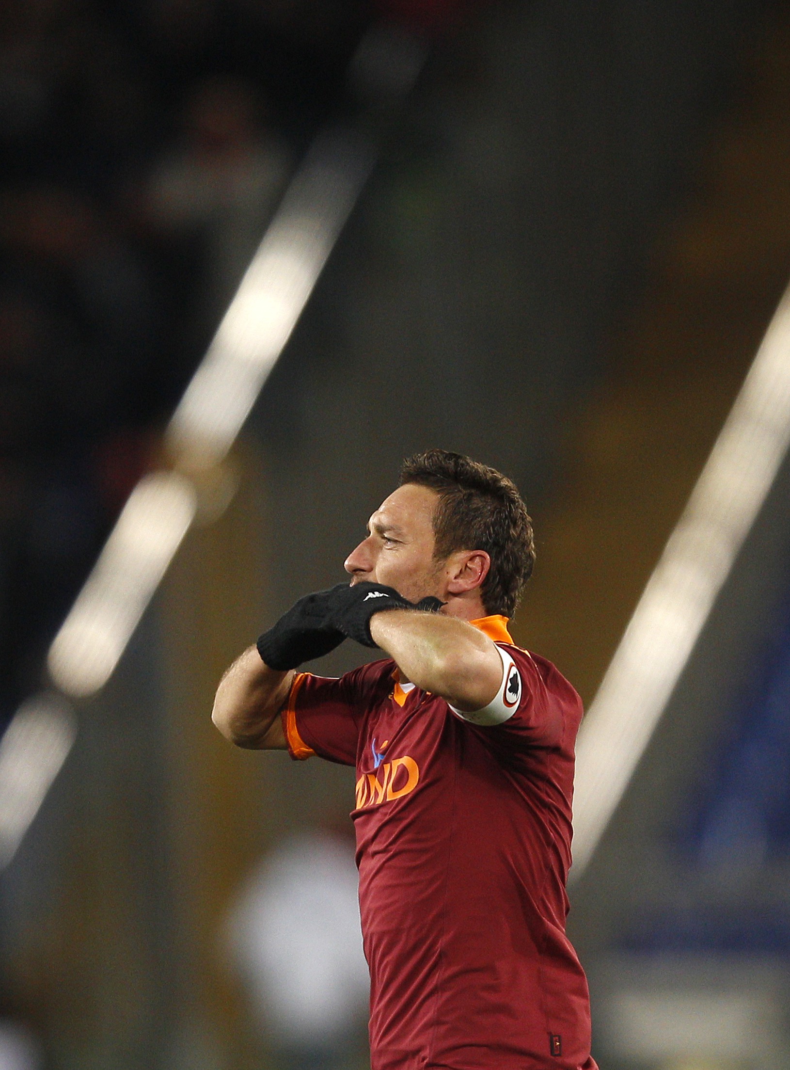 Francesco Totti strelil v