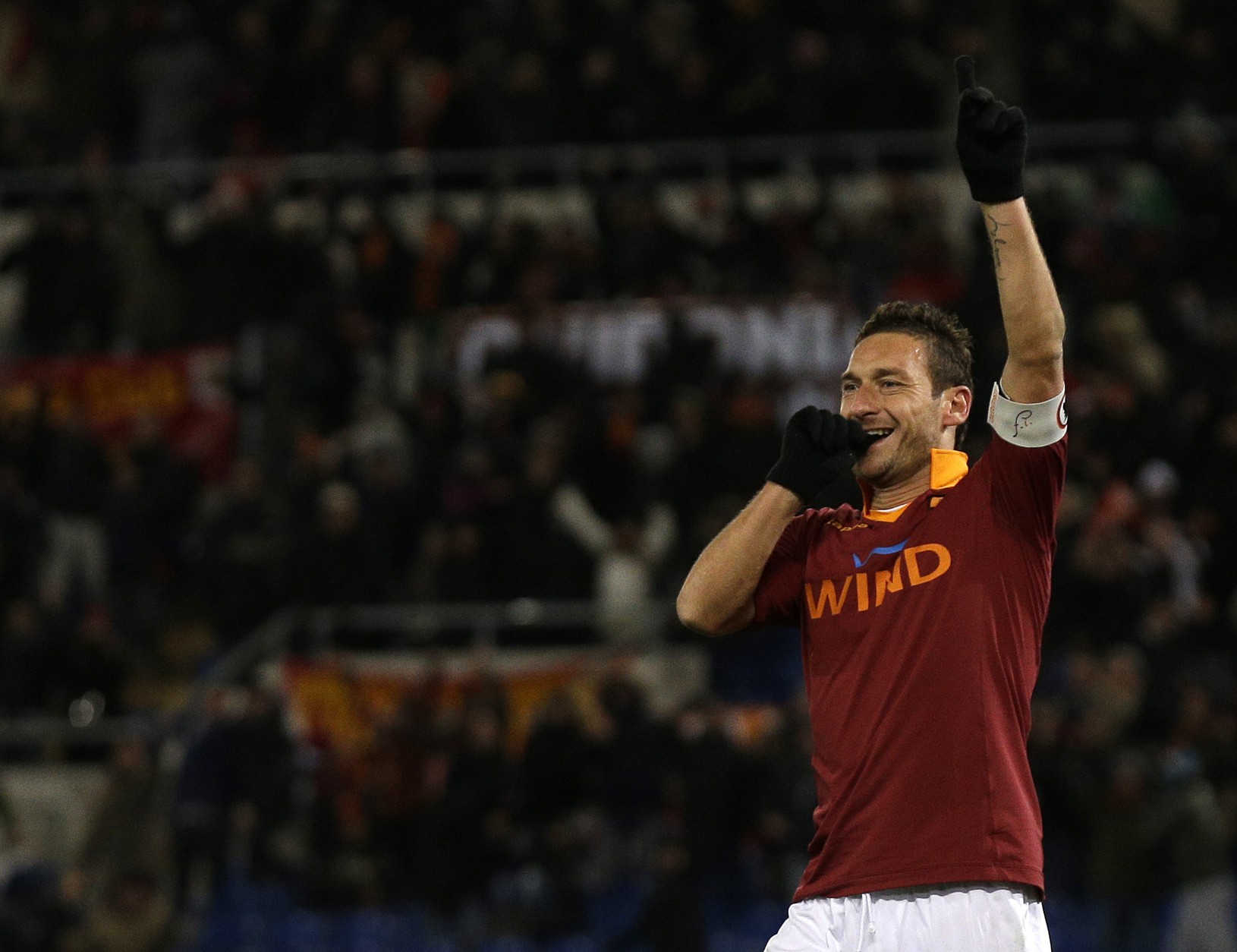 Francesco Totti strelil v