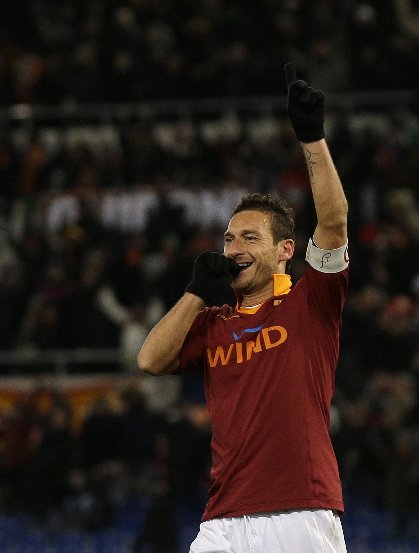 Francesco Totti strelil v