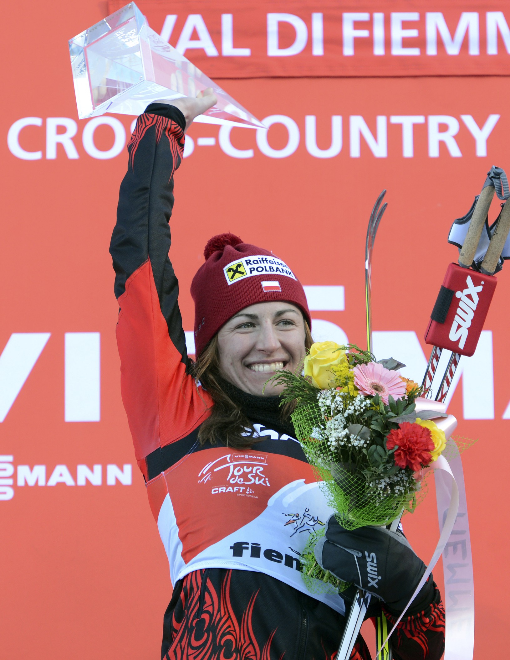 Justyna Kowalczyková s trofejou