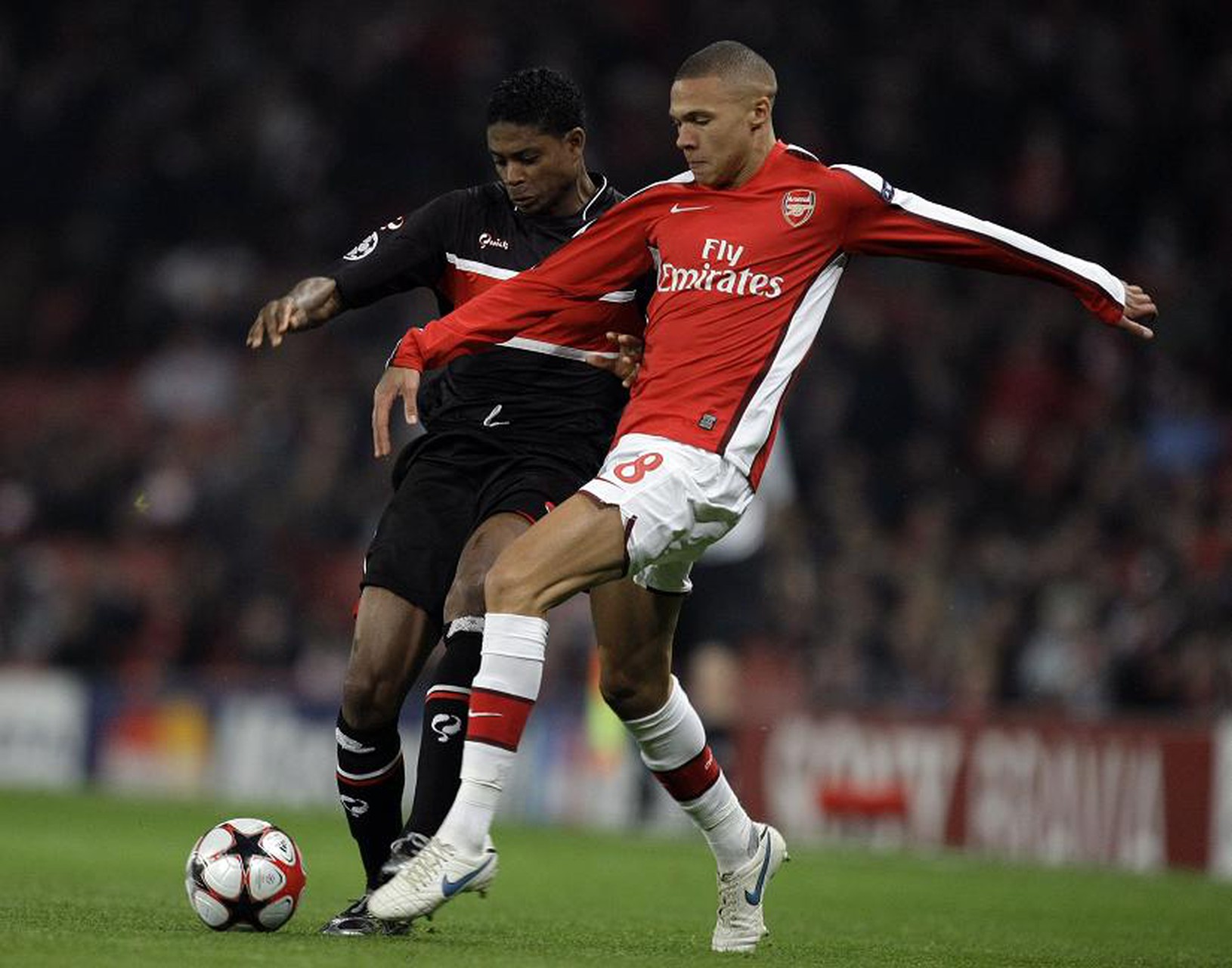 Kieran Gibbs a Kew