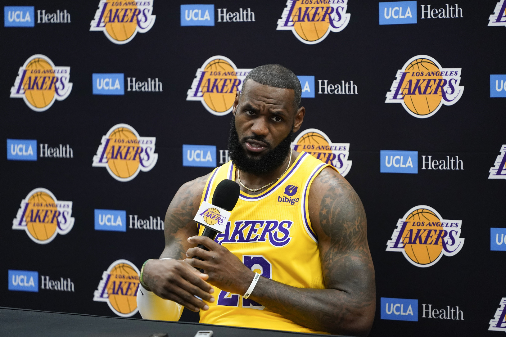 LeBron James počas predsezónneho