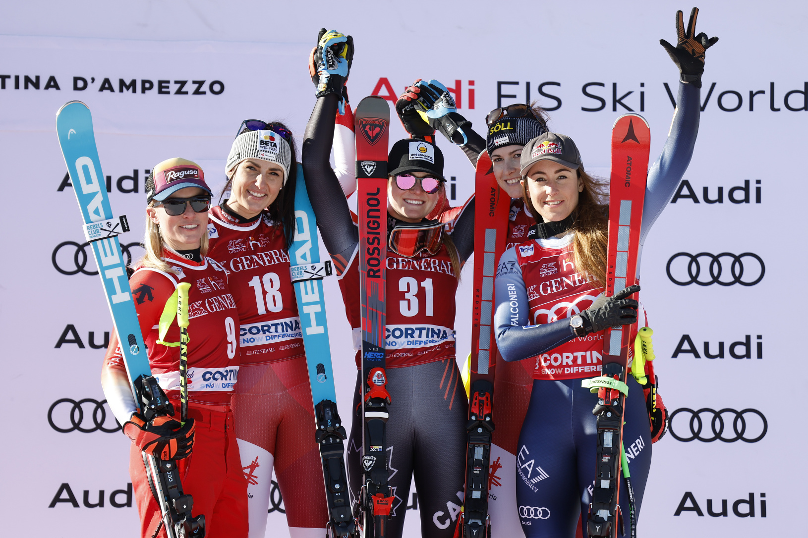Rakúska lyžiarka Stephanie Venierová