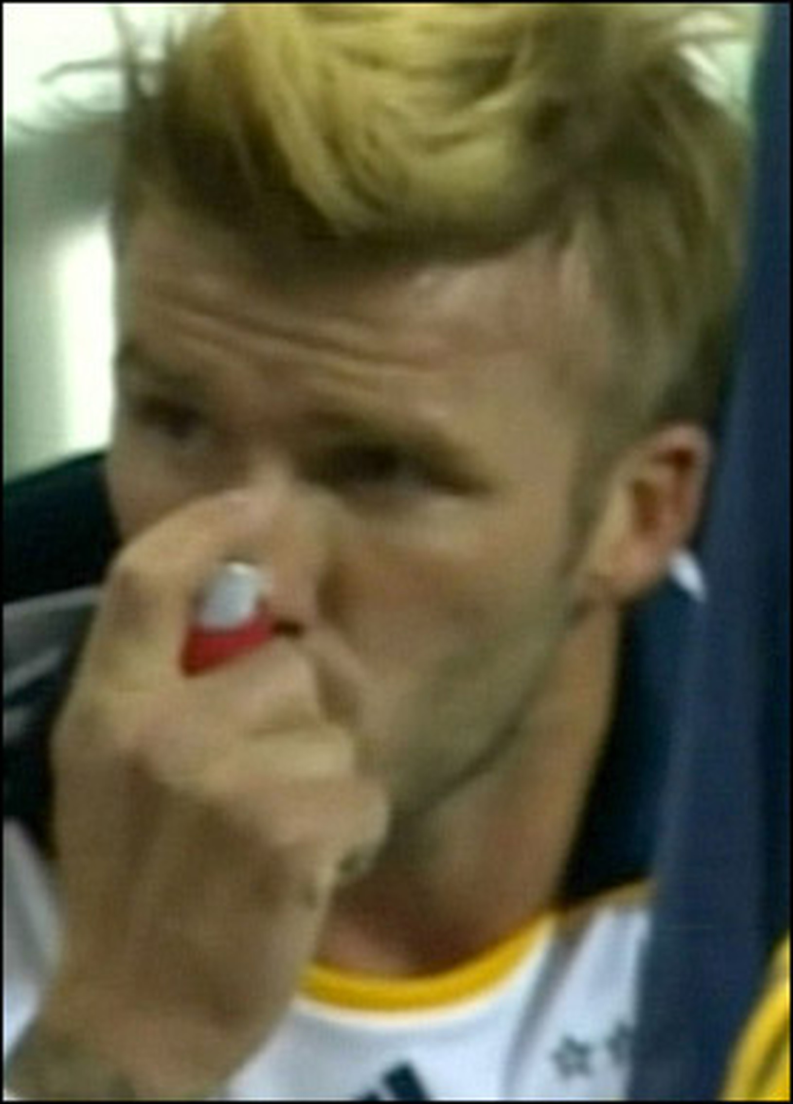 David Beckham s inhalátorom