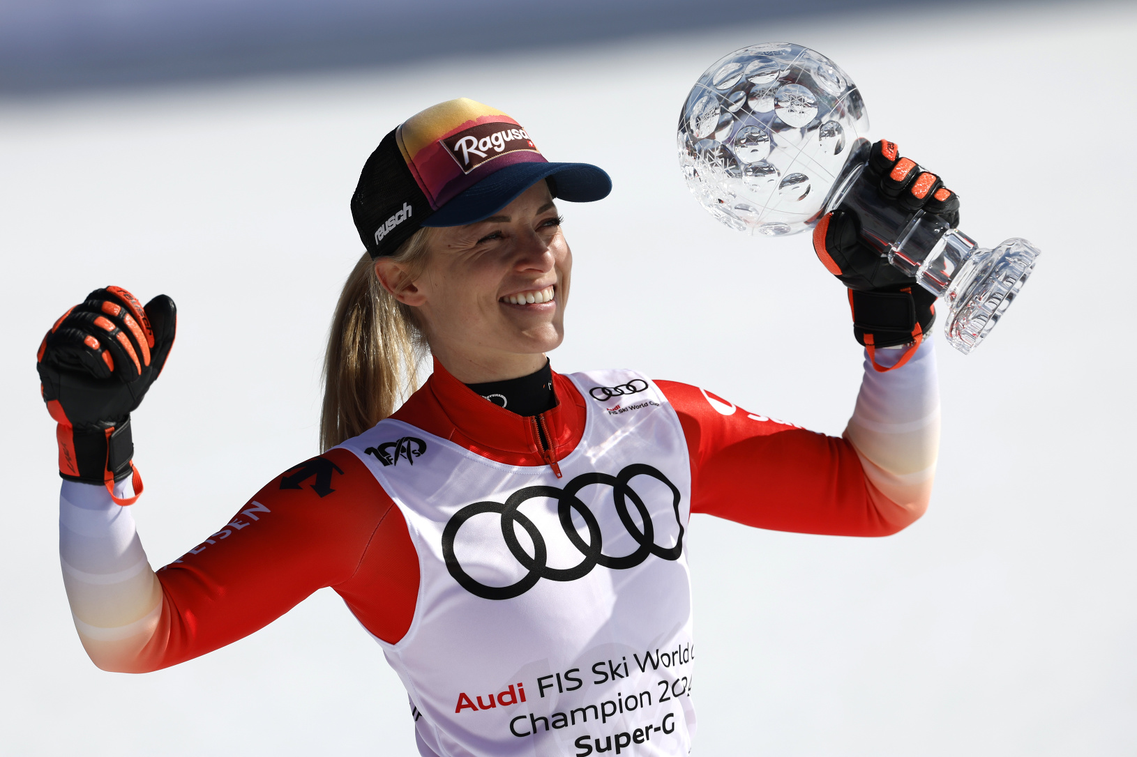 Švajčiarska lyžiarka Lara Gutová