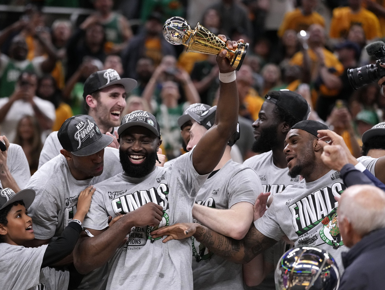 Basketbalisti Bostonu Celtics postúpili