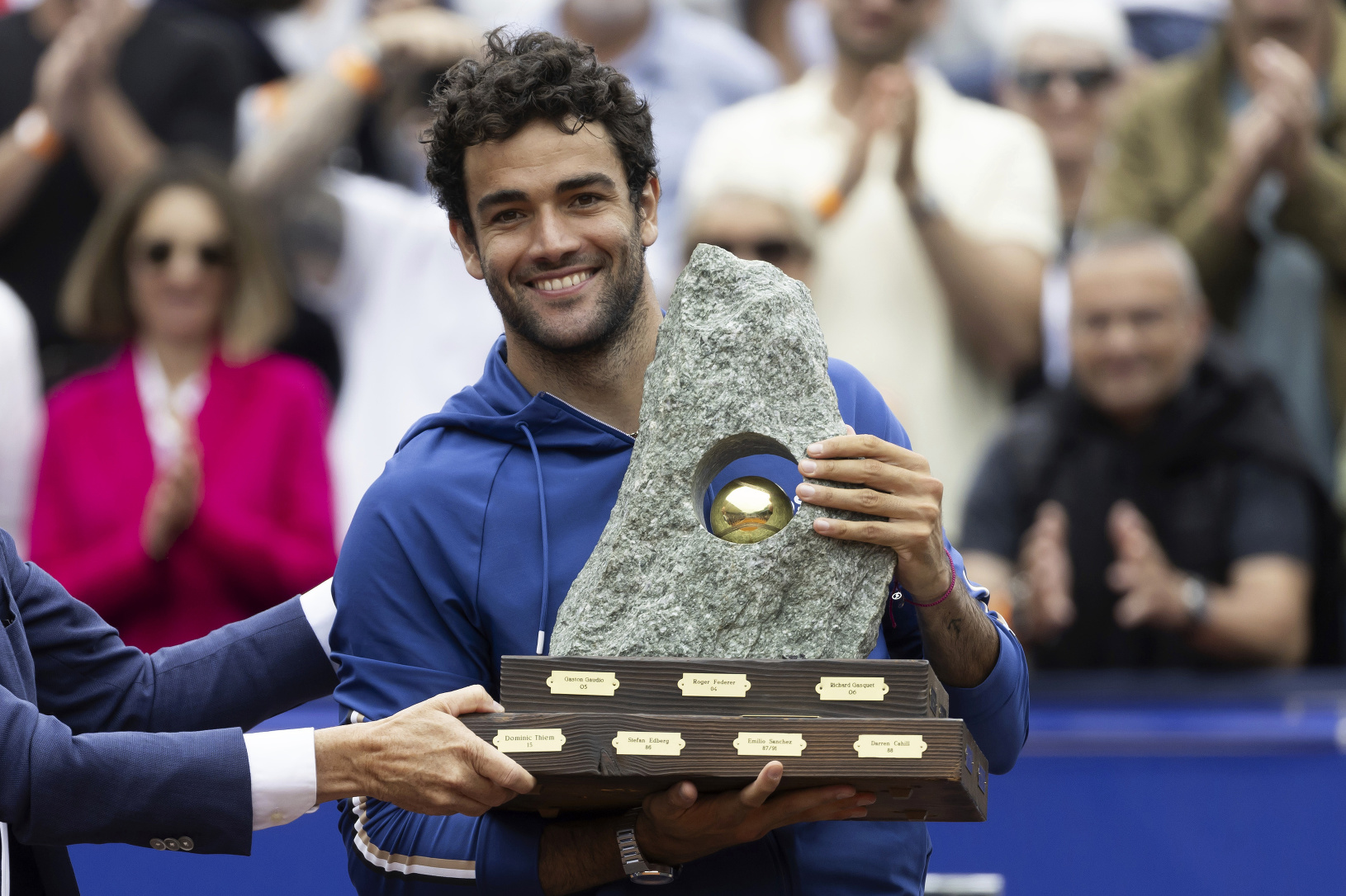 Matteo Berrettini oslavuje s