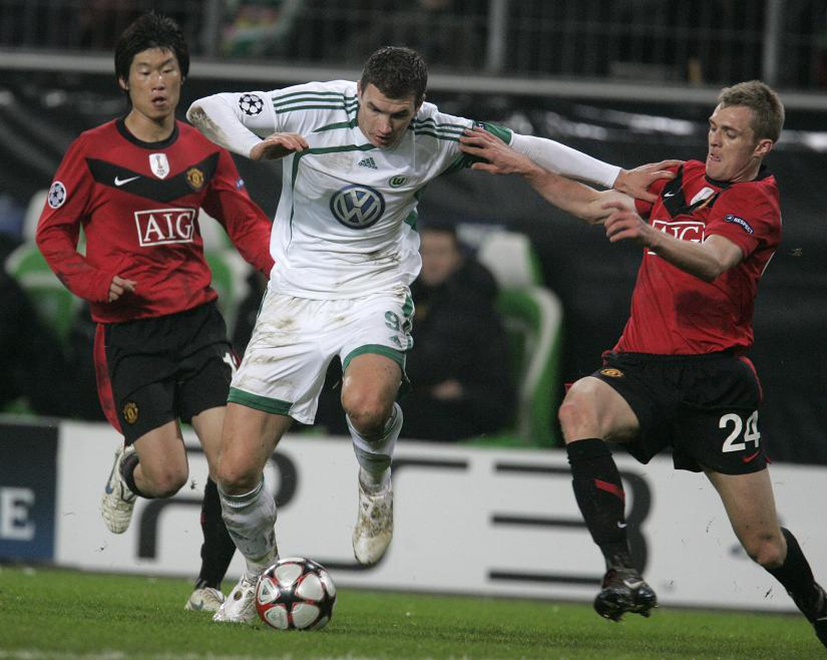Ji-Sung Park a Darren