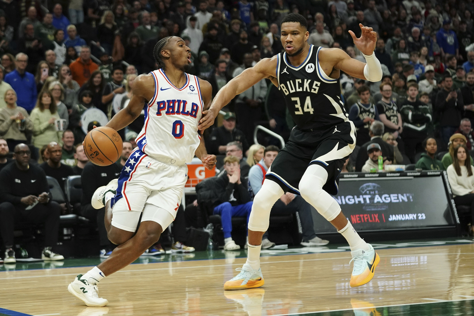 Tyrese Maxey a Giannis