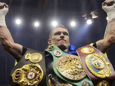 VIDEO Usyk si upevnil