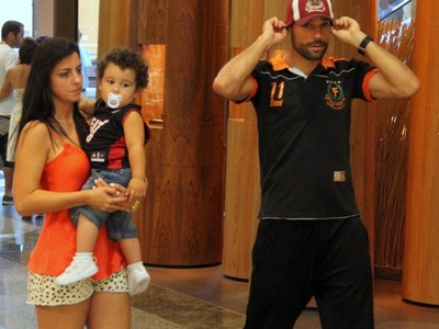 Daniela Carvalho so synčekom Enzom, Diego Cavalieri