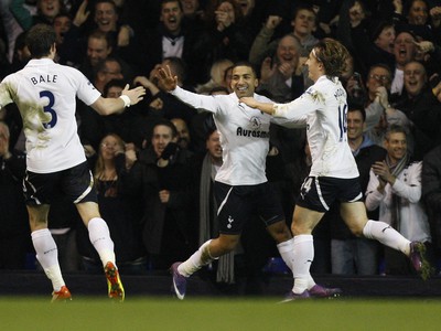 Aaron Lennon, Luka Modrič a Gareth Bale