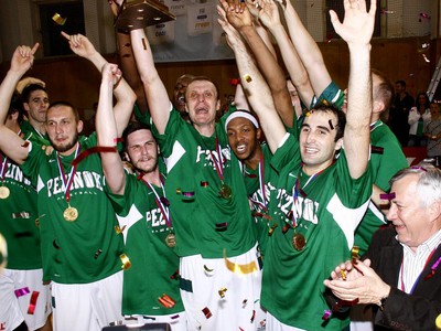 Basketbalisti Pezinka sa stali majstrom Slovenska, 19.5.2010