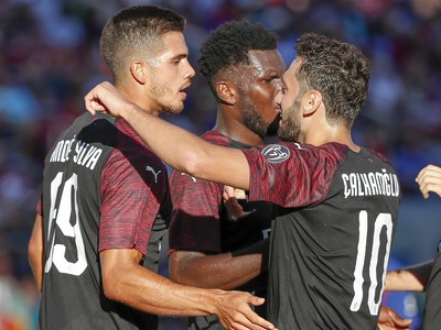Objatia Milánčanov po víťaznom góle