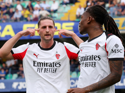 Adrien Rabiot oslavuje gól