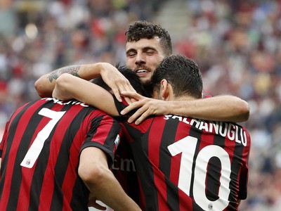Hráči AC Miláno sa radujú