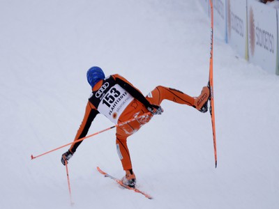 Venezuelský bežec na lyžiach Adrian Solano