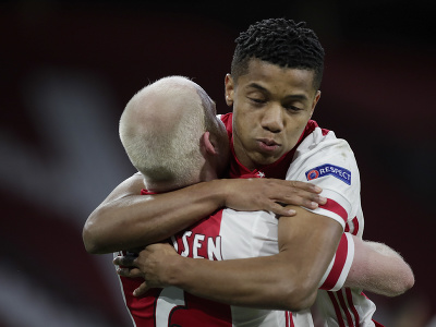 David Neres oslavuje gól Ajaxu