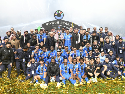 Futbalisti Al-Hilalu sa tešia z trofeje