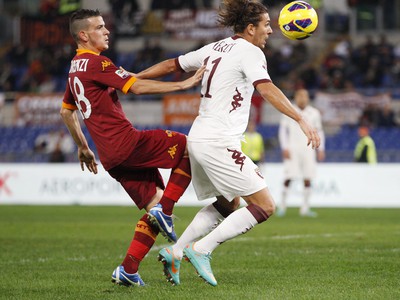 Alessandro Florenzi a Alessio Cerci v súboji o loptu