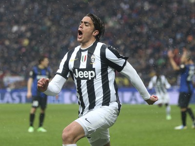 Alessandro Matri strieľa gól v drese Juventusu