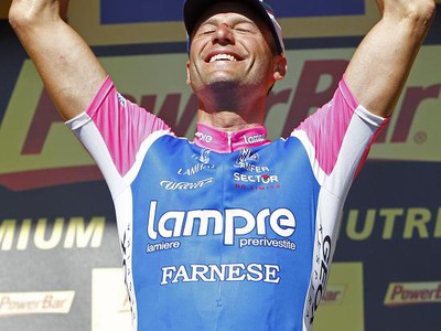 Alessandro Petacch na stupni víťazov, 7.7.2010