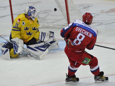 Alexander Ovečkin dáva gól