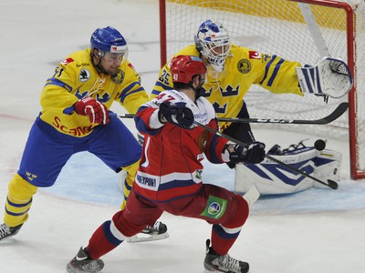 Alexander Radulov pred švédskou bránkou