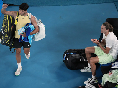 Nemecký tenista Alexander Zverev a Španiel Carlos Alcaraz