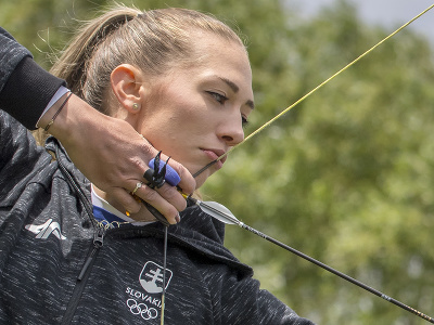 Slovenská lukostrelkyňa Alexandra Longová