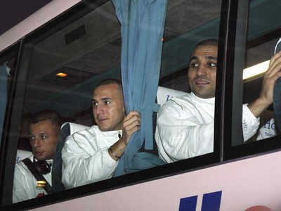 Alžírski futbalisti prichádzajú do