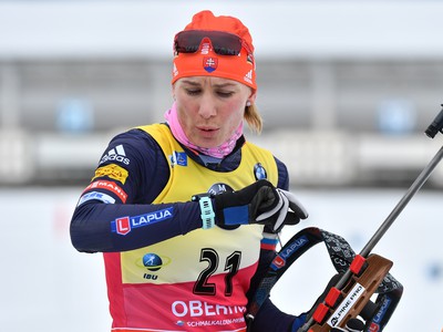 Anastasia Kuzminová počas šprintu žien na 7,5 km v rámci Svetového pohára žien v nemeckom Oberhofe 