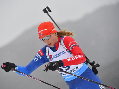 Na snímke slovenská biatlonistka Anastasia Kuzminová v stíhacích pretekoch žien na 10 km na majstrovstvách Európy v biatlone v Osrblí