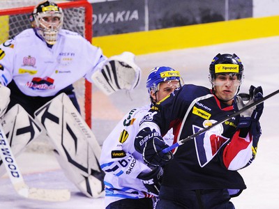 momentka z duelu Slovan - MHC Mountfield 
