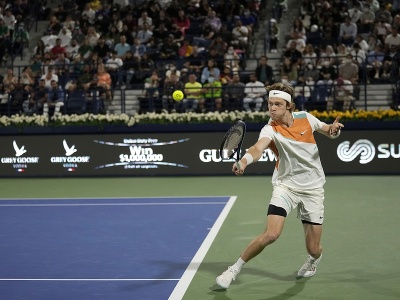  Ruský tenista Andrej Rubľov sa stal víťazom dvojhry na turnaji ATP v Dubaji.