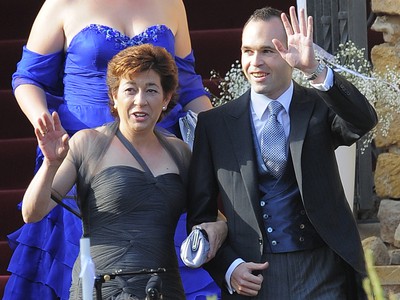Andres Iniesta sa počas víkendu oženil