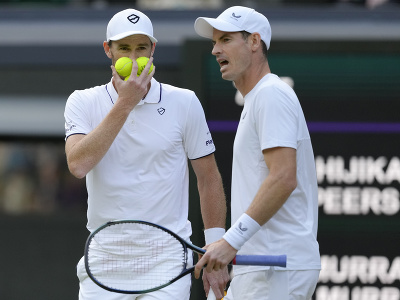 Andy Murray (vpravo) a
