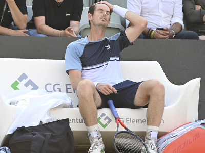 Sklamaný Andy Murray