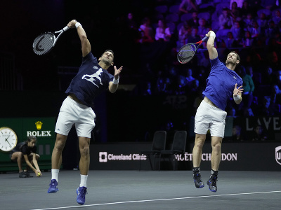 Novak Djokovič a Andy Murray na tréningu pred Laver Cupom