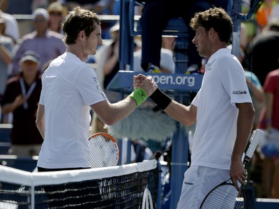 Andy Murray si v úvodnom vystúpení na US Open poradil s Haasem