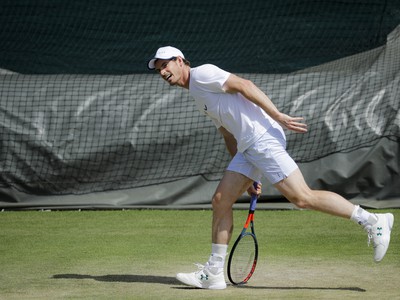 Andy Murray počas prípravy na Wimbledon
