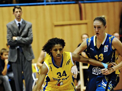 Angel McCoughtryová