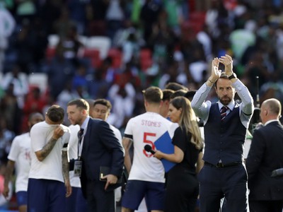 Gareth Southgate oslavuje víťazstvo Anglicka