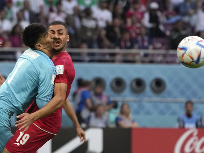 Iránski hráči sa zrazili v zápase s Anglickom