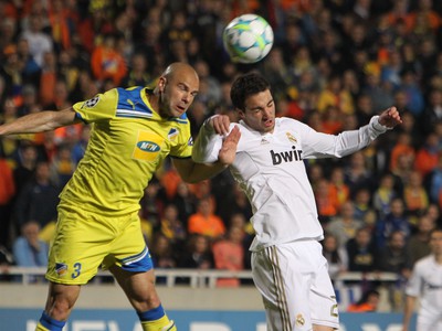 Paulo Jorge a Higuaín v hlavičkovom súboji