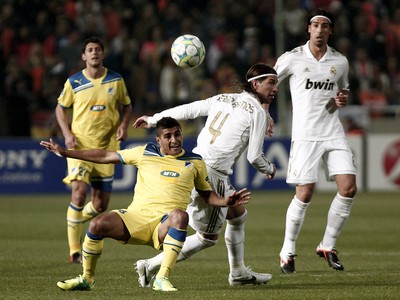 Ailton a Sergio Ramos v súboji