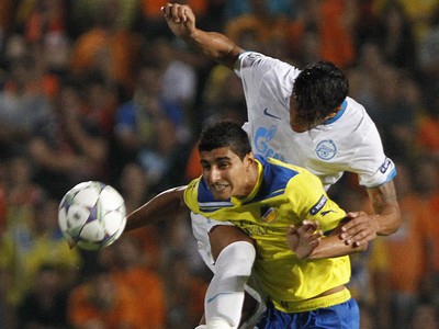 Ailton a Bruno Alves