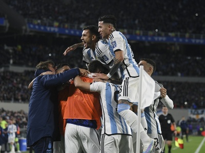 Radosť Argentínčanov po jedinom góle v zápase