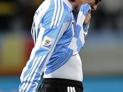 Lionel Messi neskóroval ani